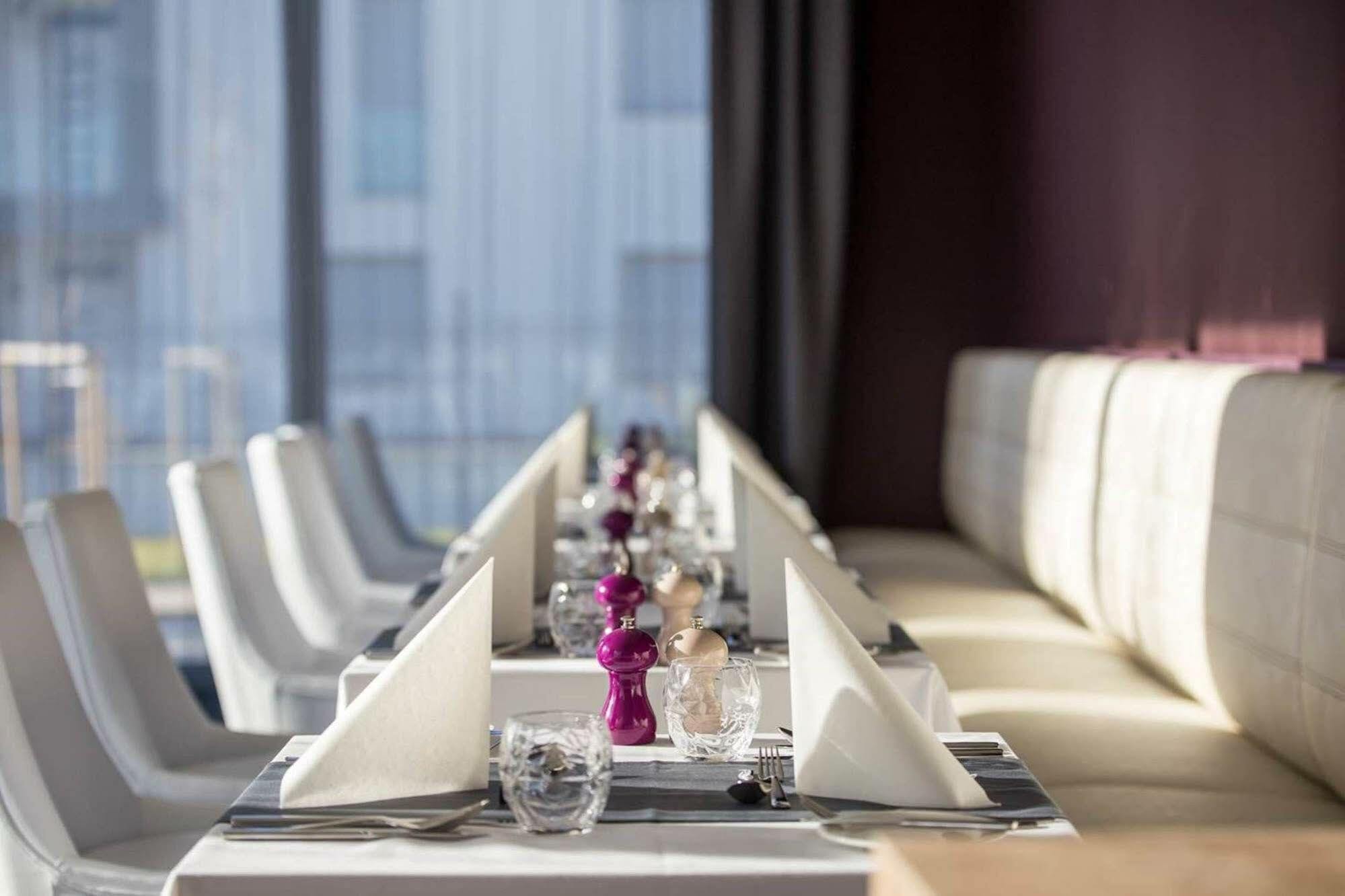 Aura Hotel Adults Only Balatonfured Luaran gambar