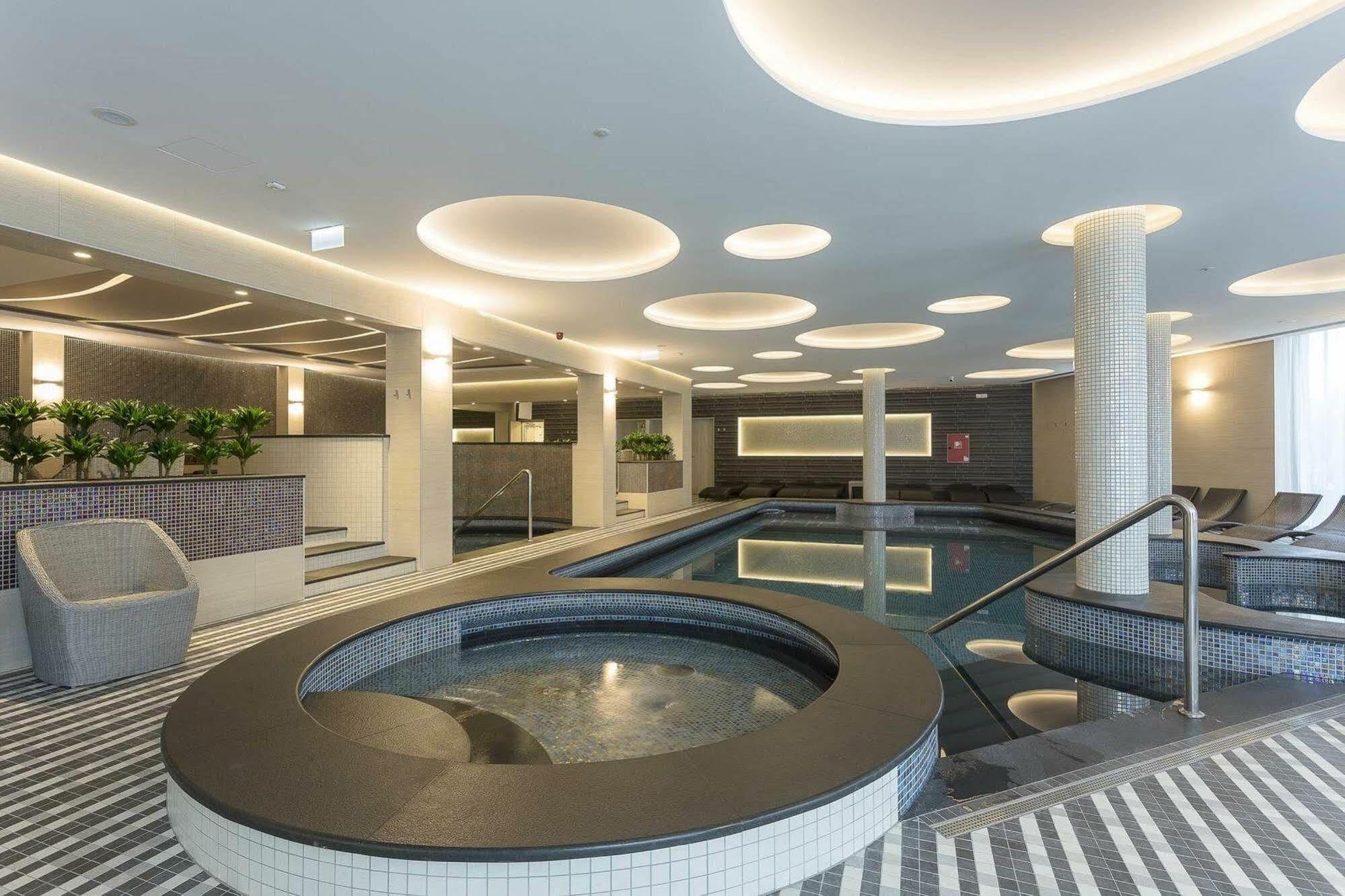 Aura Hotel Adults Only Balatonfured Luaran gambar
