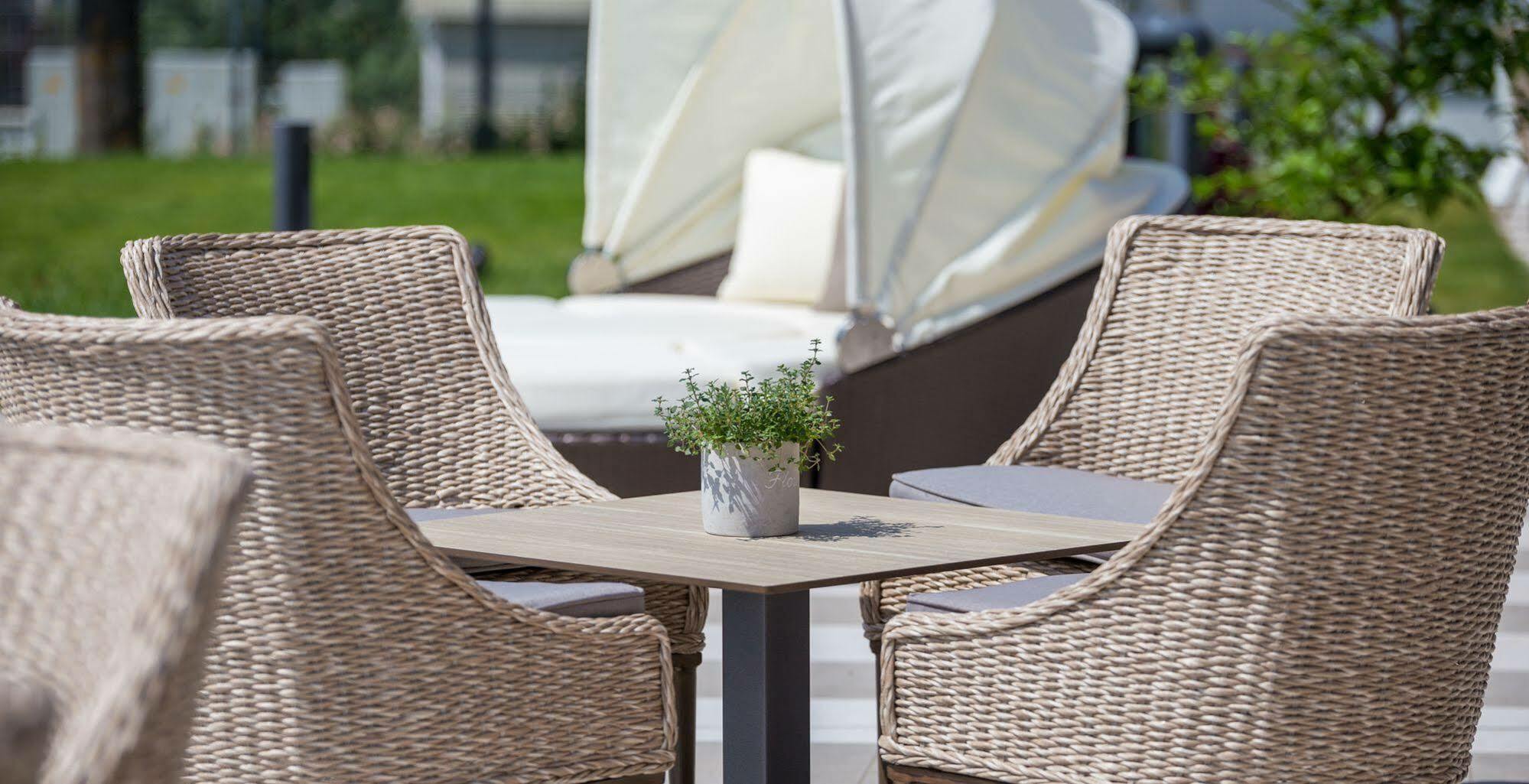Aura Hotel Adults Only Balatonfured Luaran gambar